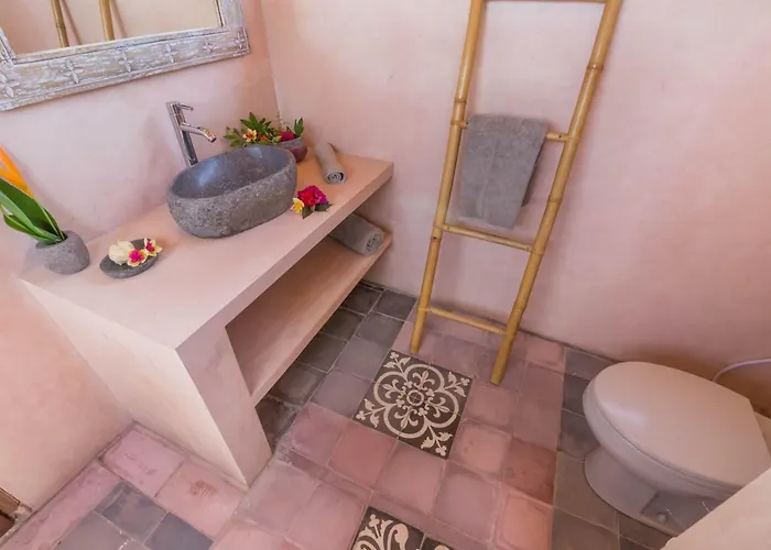 Gayatri Hidden Oasis *